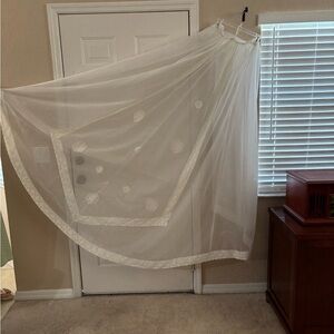 Elegant Wedding Veil VTG Excellent Condition
